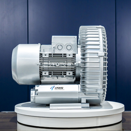 Воздуходувка одноступенчатая IRV-X004-040 (318 м³/ч, 4 кВт)