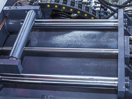 Автоматический двухстоечный ленточнопильный станок по металлу GZ4232A-1674