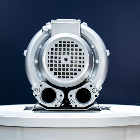 Воздуходувка одноступенчатая IRV-X004-005 (105 м³/ч, 0,7 кВт)