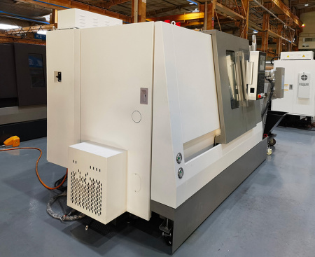 Токарный станок с наклонной станиной с ЧПУ IRT-T5.1-500Q