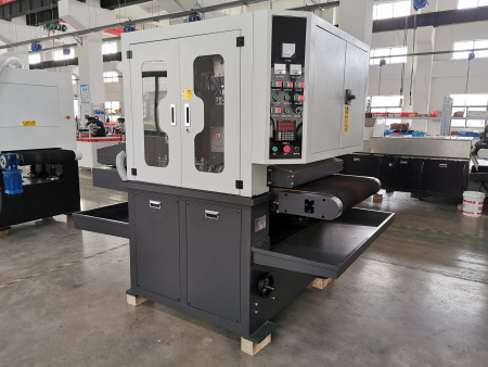 Станок GSM для базовой мехобработки поверхности с функцией мокрой очистки