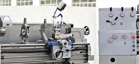 Токарный станок IRE-X003-113, длина изделия до 750 мм