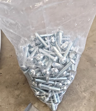 Винт ISO 7380 M3х8 Оцинкованная сталь. Класс прочности 10.9