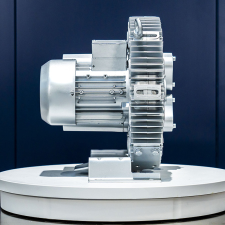 Воздуходувка одноступенчатая IRV-X004-007 (100 м³/ч, 0,55 кВт)