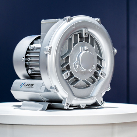 Воздуходувка одноступенчатая IRV-X004-005 (105 м³/ч, 0,7 кВт)