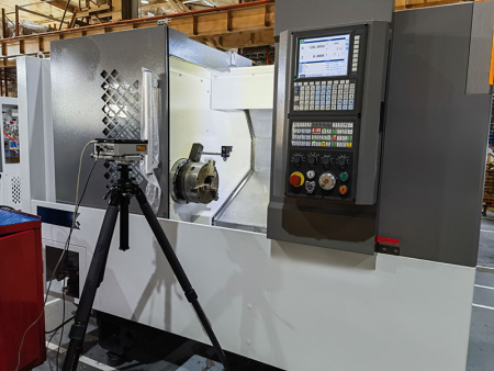 Токарный станок с наклонной станиной с ЧПУ IRT-iT 35L