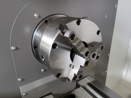 Токарный станок с ЧПУ IRT HTM186-300