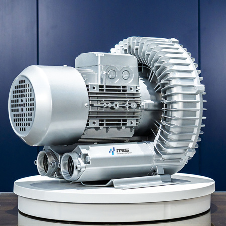 Воздуходувка одноступенчатая IRV-X004-040 (318 м³/ч, 4 кВт)