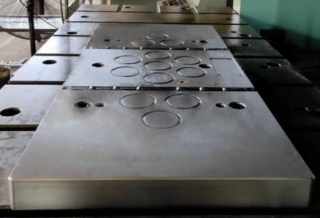 DM-TPA2 Магнитная плита для крепления штампа на штамповочных прессах и термопластавтоматах