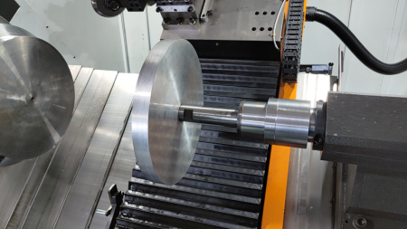 CBH-DHS650 Двухроликовый станок для ротационной вытяжки металла с ЧПУ