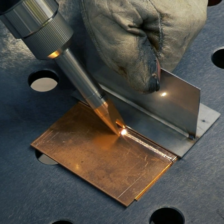 Система ручной лазерой сварки, резки и очистки VPG LiteWELD XC Plus