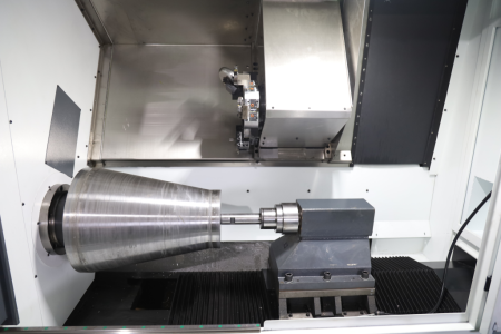 CBH-LSH1050 Крупногабаритный однороликовый станок для ротационной вытяжки металла с ЧПУ